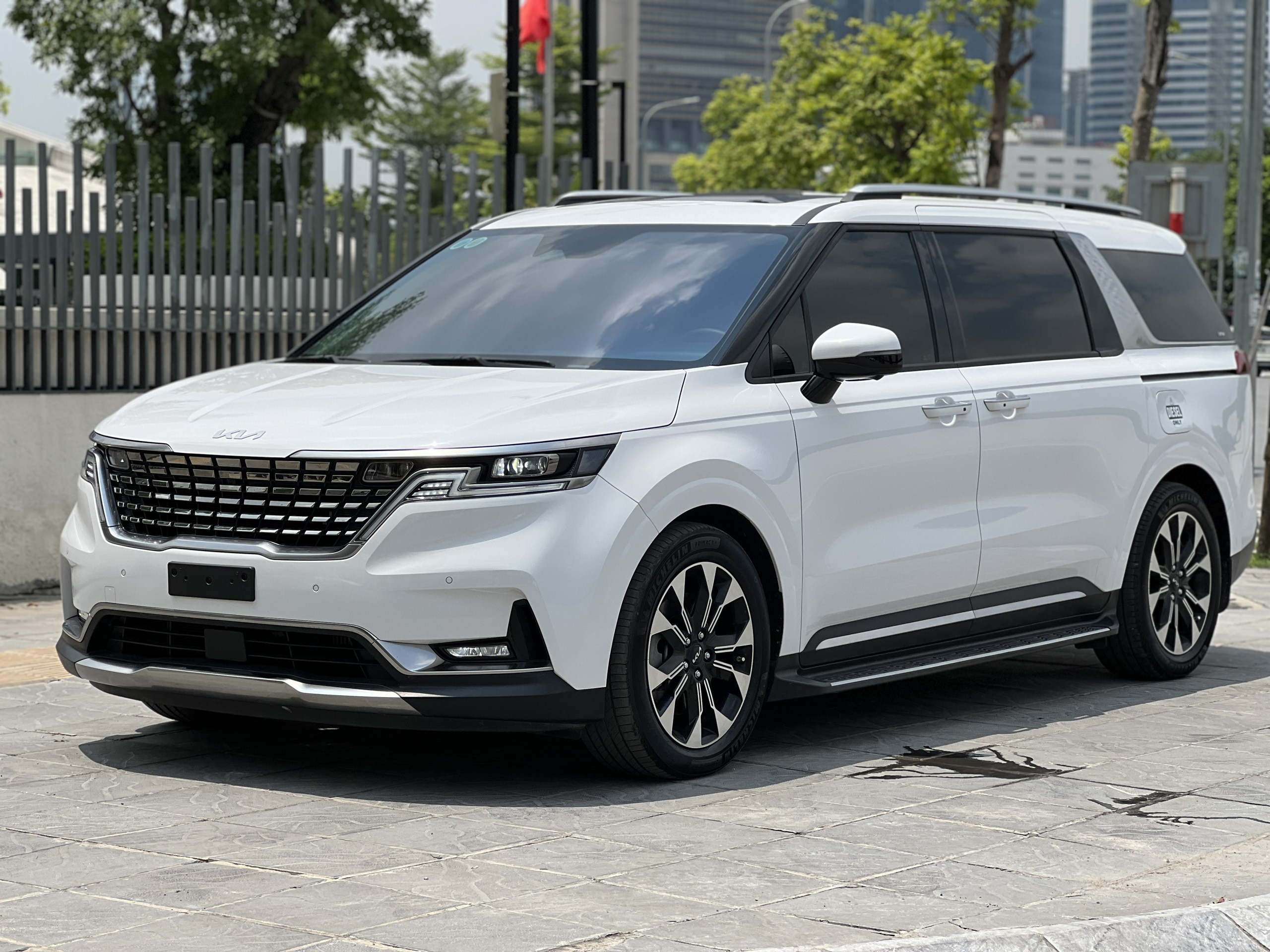 Kinh Nghiệm Đặt Xe Đưa Đón Sân Bay Để Có Trải Nghiệm Hoàn Hảo