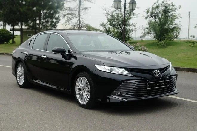 Trao đổi kỹ và giữ mối liên hệ tốt với tài xế